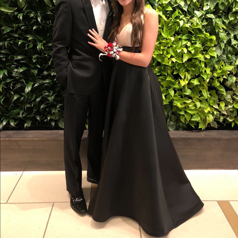 🔴PRICE DROP🔴 Prom/ formal dress